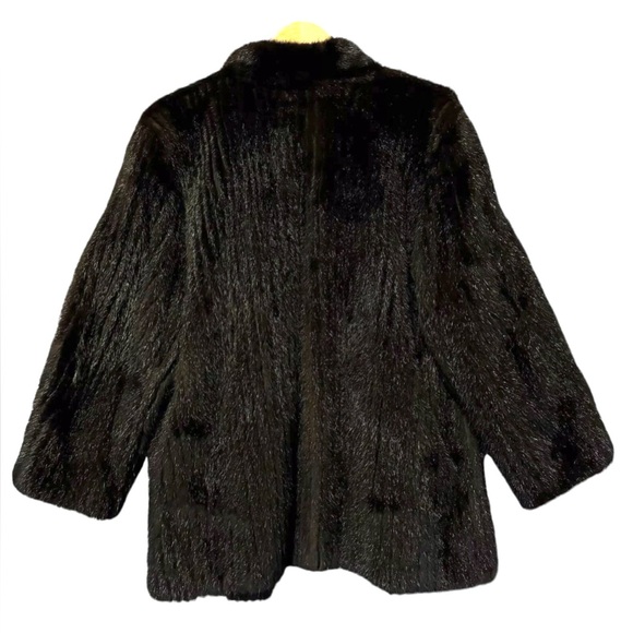 SAGA MINK JINDO Women’s Genuine Fur Jacket with Logo Lining Japan Size Medium - Picture 2 of 9